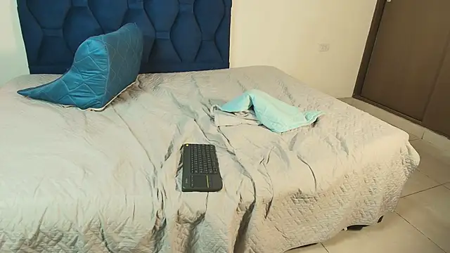 CurvesAndChaos webcam
