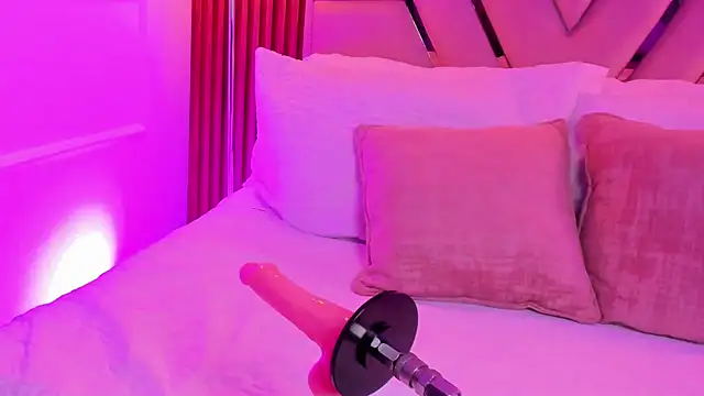 Rosaliesaint webcam
