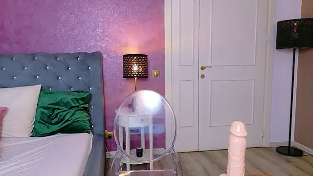 CarlaReysX live cam on StripChat