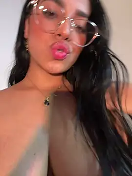 Linda_Saenz_ webcam