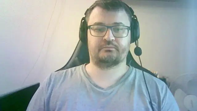 SirAbuser webcam