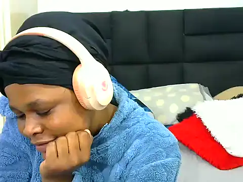 BlondieBitch webcam