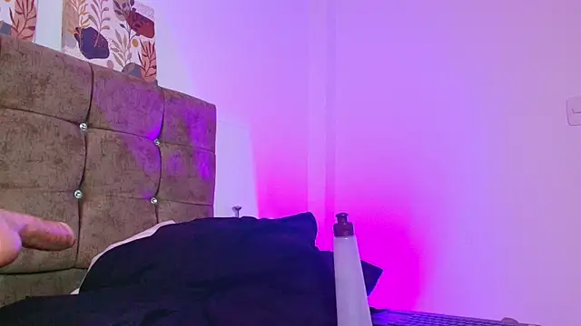 Ethan_Briggs_ webcam