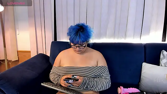 Blue_Cherry webcam