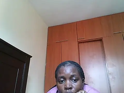 Realdiva02 webcam