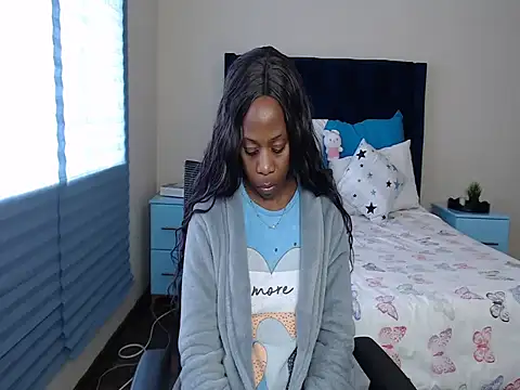 queenmandyy - QUEENMANDYY's free webcam - UK Sex Cams