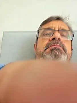 Axer1960 live sex cam