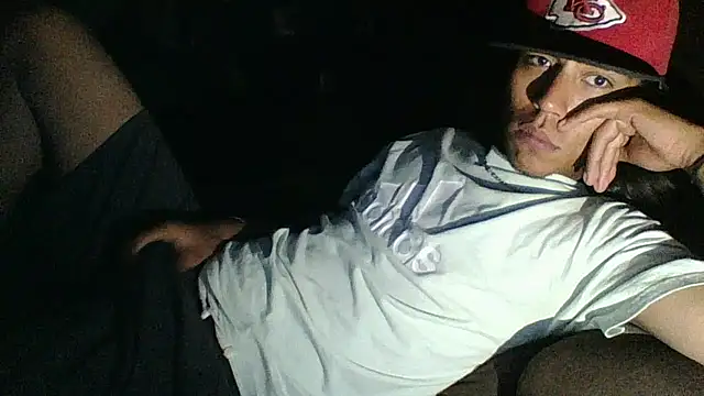 AlexAlejandro13 webcam