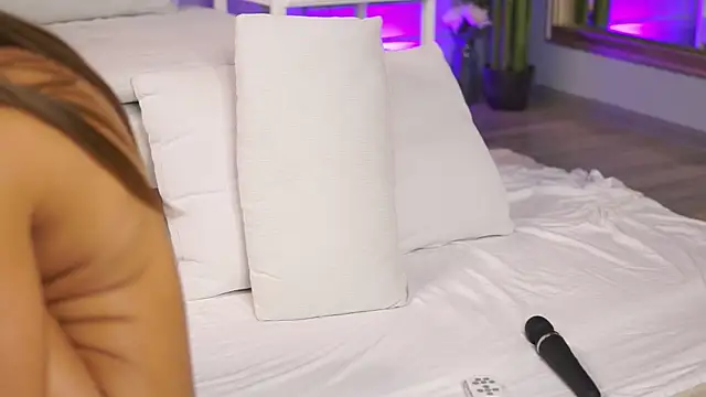 EvieVooss webcam