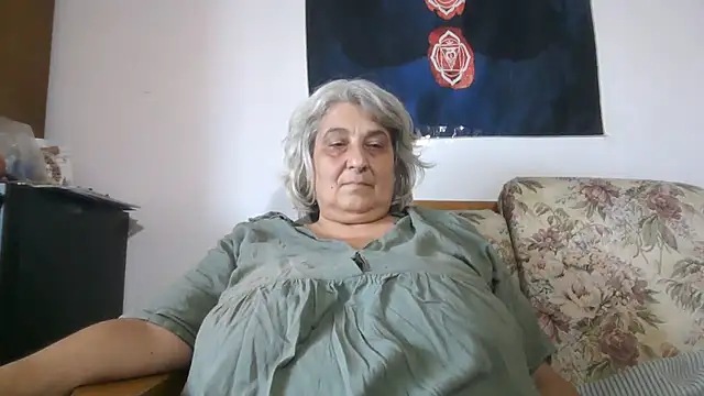 ExquisiteMature webcam