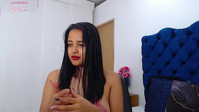 Lili666_ webcam