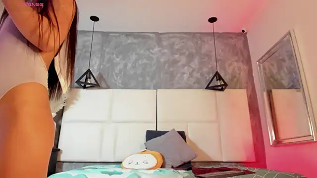 sofia_clauss_ - Sofia_Clauss_'s free webcam - UK Sex Cams