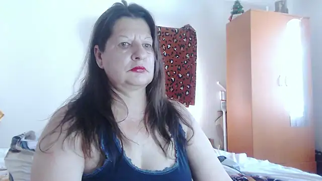 ExtasyMature webcam