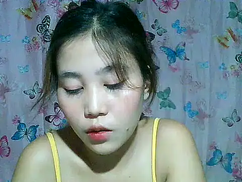 SexyAsianPussy4u webcam