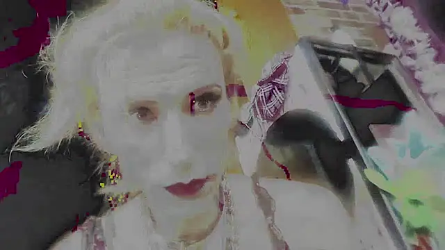 TgirlBrat webcam