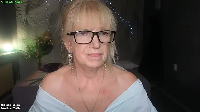 Dr_Mireille webcam