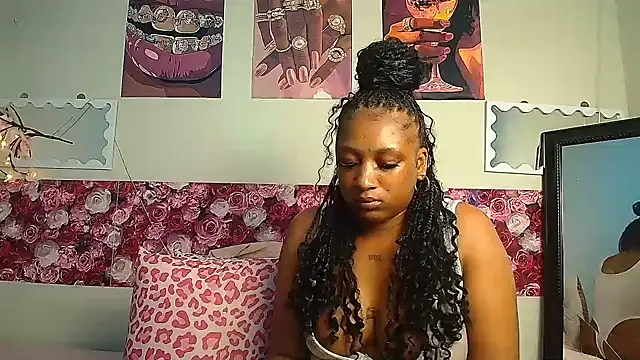 EnchantingLisa webcam