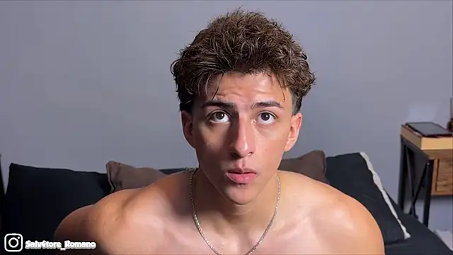 salvatore_romanoo (M twink) - Clothes off