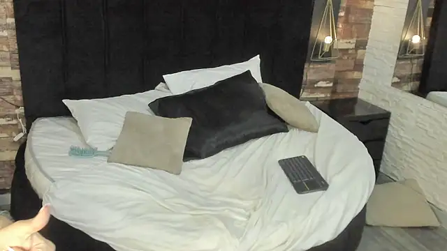 lucifer_voss webcam