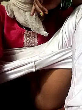 RiyaHottie1 webcam