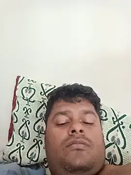 yourmlll webcam