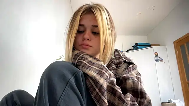 MiaRoika webcam