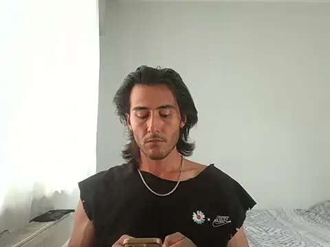 MAYBEYOUTWT webcam