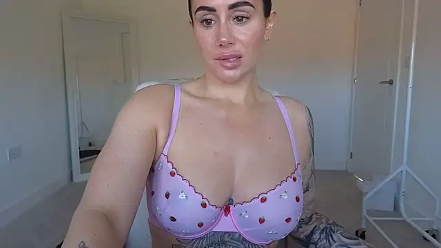 LibbyLoveHeartx webcam