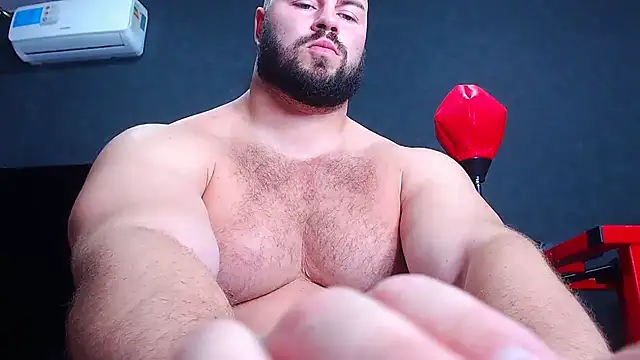 muscularjohnforuX webcam
