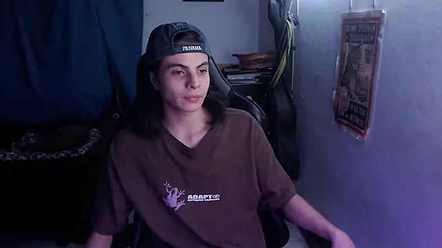 Elastic_Fantasy webcam