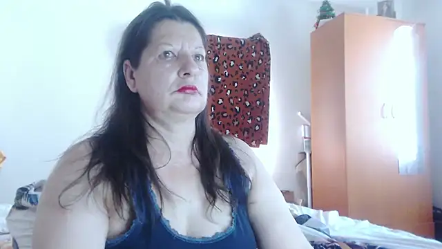 ExtasyMature webcam