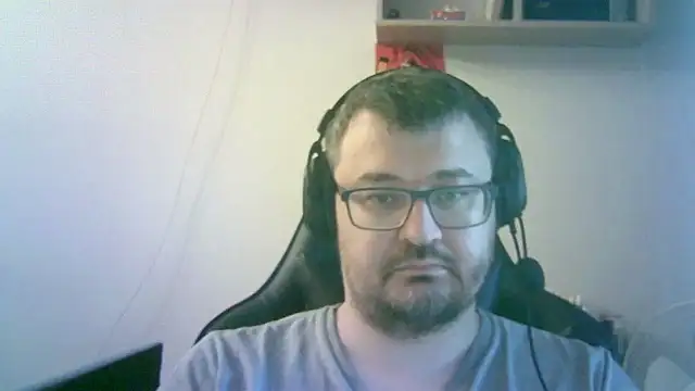 SirAbuser webcam