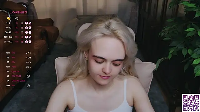 Oxcy_Secret live cam on StripChat
