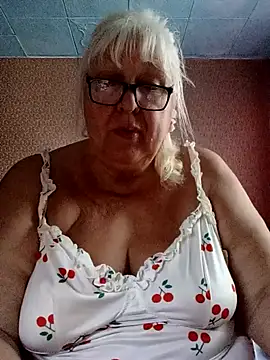 Alexia64231 live cam on StripChat