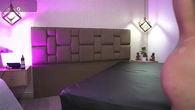 Julieth_Rojas live sex cam