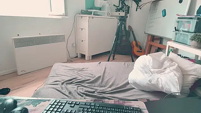CeriseLapine webcam