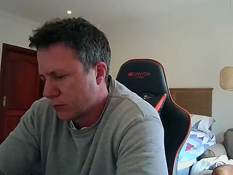 TroyDieselXXX webcam