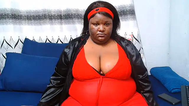 ChubbyBoobsxxx webcam
