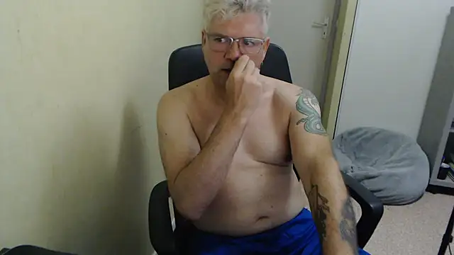 blueandwhite1 webcam
