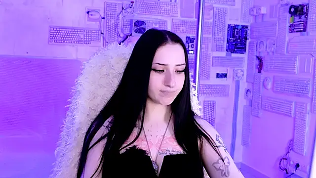 MonicaLowes webcam