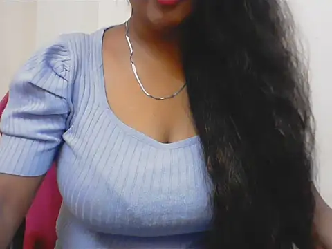 LovingPihu webcam