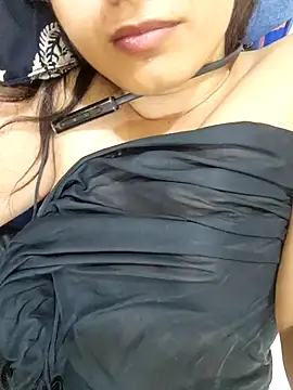 CuteSarikaLIVE webcam