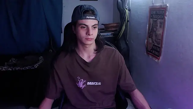 Elastic_Fantasy webcam