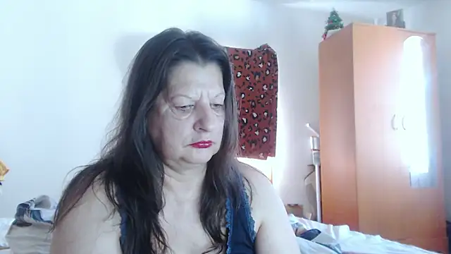 ExtasyMature webcam