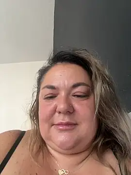 MikyVesela webcam