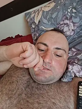StrictBobby webcam