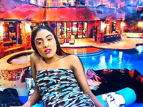 IndianPretty14u2Luv webcam