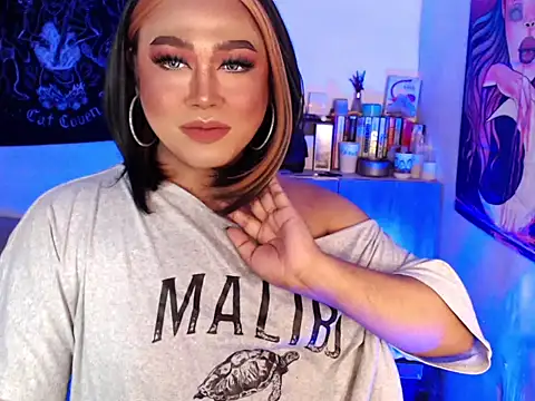 MelindaOnDuty_ live cam on StripChat