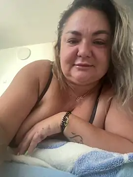 MikyVesela webcam