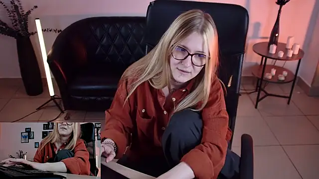 lanafitch live cam on StripChat